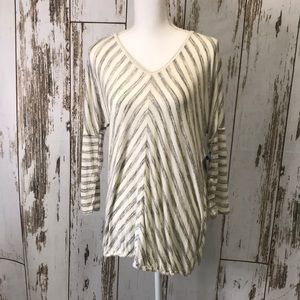 Liz Lange Maternity Top Gray and White Stripe